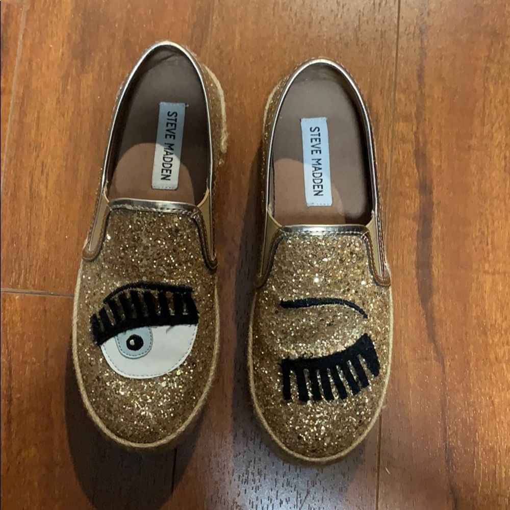Gold glitter shoes